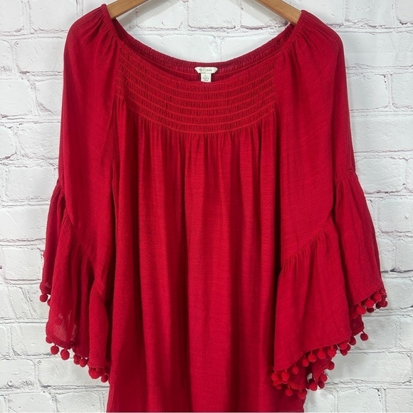 Women’s red boho top flowy summer ruffles gathered sleeves size large pom pom - Picture 1 of 6